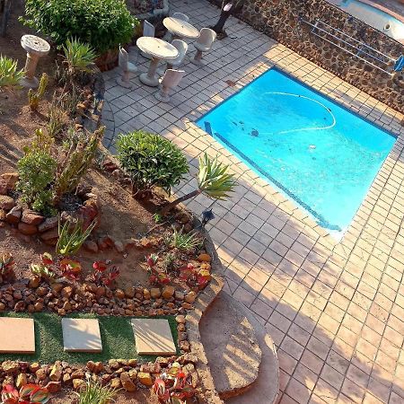 Pilanesberg Guesthouse Mogwase Esterno foto